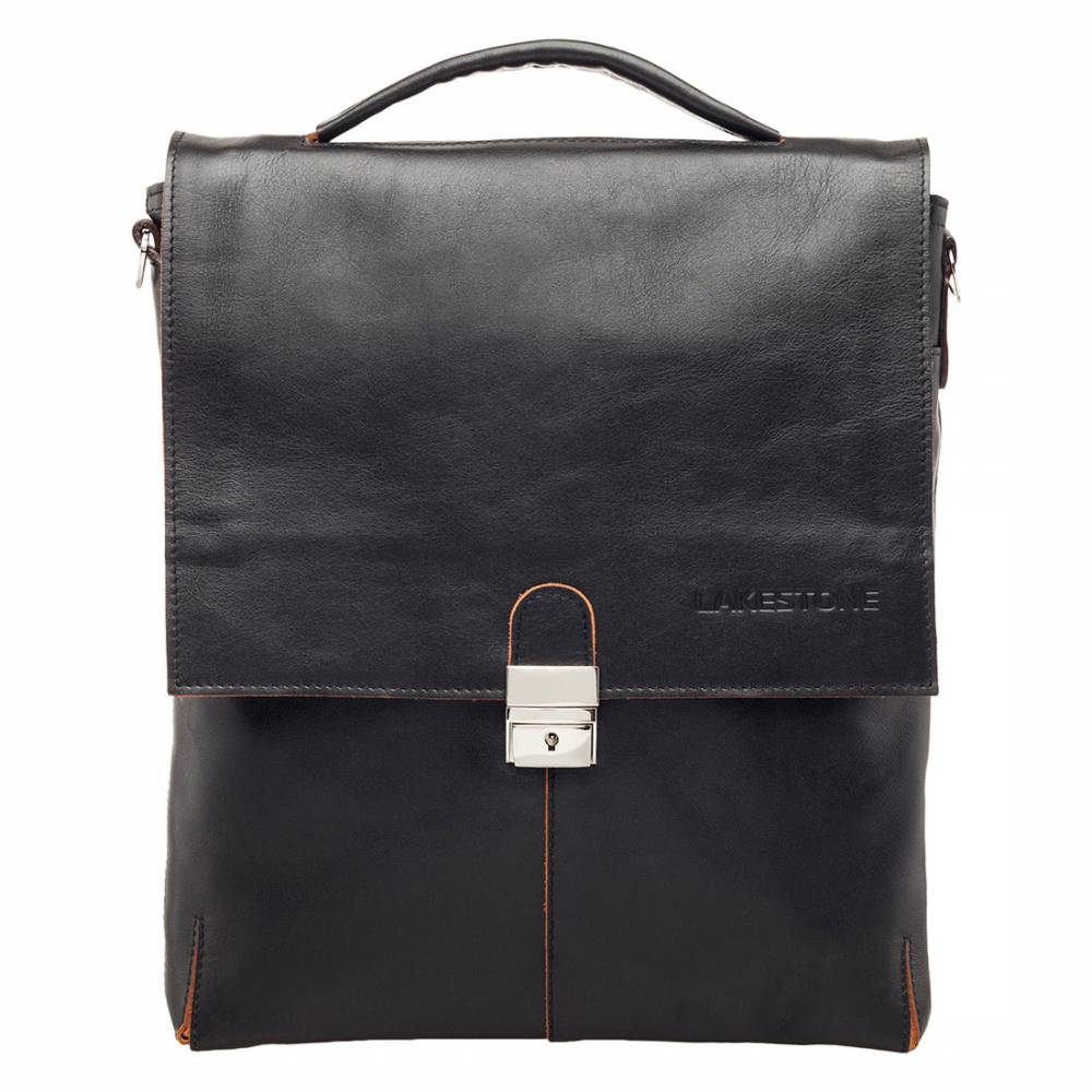 Сумка через плечо Barton Glossy Black Сумка через плечо Barton Glossy Black<p>Очень качественный и стильный аксессуар, который станет отличным дополнением любого образа, созданного деловым мужчиной. Это оригинальное изделие, над дизайном которого трудились лучшие мастера кожевенного дела. Чего только стоит стильный металлический замок, который оттеняет яркая строчка. Несомненным преимуществом представленной модели является то, что она не занимает много места, но при этом очень вместительная. Поэтому если мужчина находился в поиске лучшей сумки через плечо, то поиски должны быть завершены.&nbsp;</p><br>