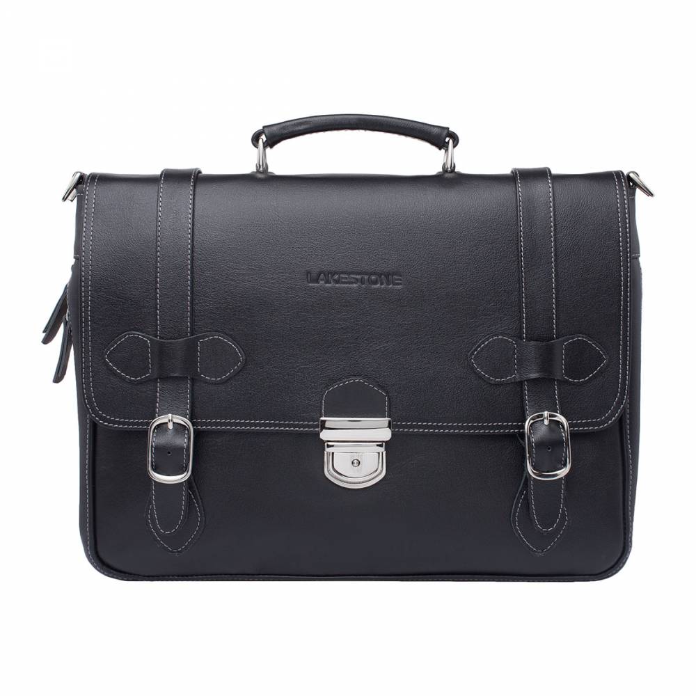 Портфель Belmont Black Портфель Belmont BlackМужской портфель с оригинальными
ременными замками в качестве основных элементов декора. Это изделие отличается
самобытностью, выглядит солидно и презентабельно. Портфель полностью изготовлен из
натуральной кожи вышей пробы. Она не только привлекательно выглядит, но и очень
приятна на ощупь. Внутреннее пространство изделия не менее органично, чем
внешний вид аксессуара. В портфеле найдется место для ноутбука в 14 дюймов по
диагонали и для большого количества бумаг. Еще одна отличительная черта
аксессуара – это идущая по его периметру молния, которая при необходимости
позволяет увеличить внутренний объем изделия. Это качество по достоинству
оценит каждый деловой мужчина, привыкший работать с документацией.<br>